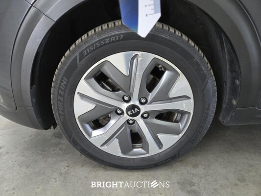 Kia Niro ExecutiveLine 64 kWh 204pk 2019 (Origineel-NL), ZF-722-L