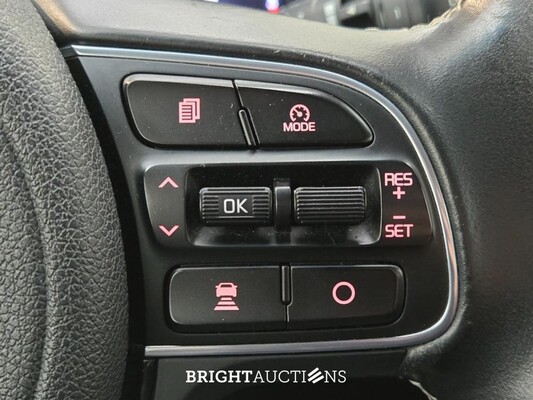 Kia Niro ExecutiveLine 64 kWh 204pk 2019 (Origineel-NL), ZF-722-L