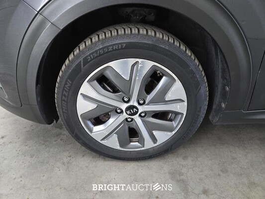 Kia Niro ExecutiveLine 64 kWh 204pk 2019 (Origineel-NL), ZF-722-L