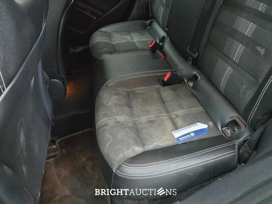 Mercedes-Benz CLA180 d Lease Edition Ambition 109pk 2016 (Origineel-NL) CLA-Klasse, KG-504-P