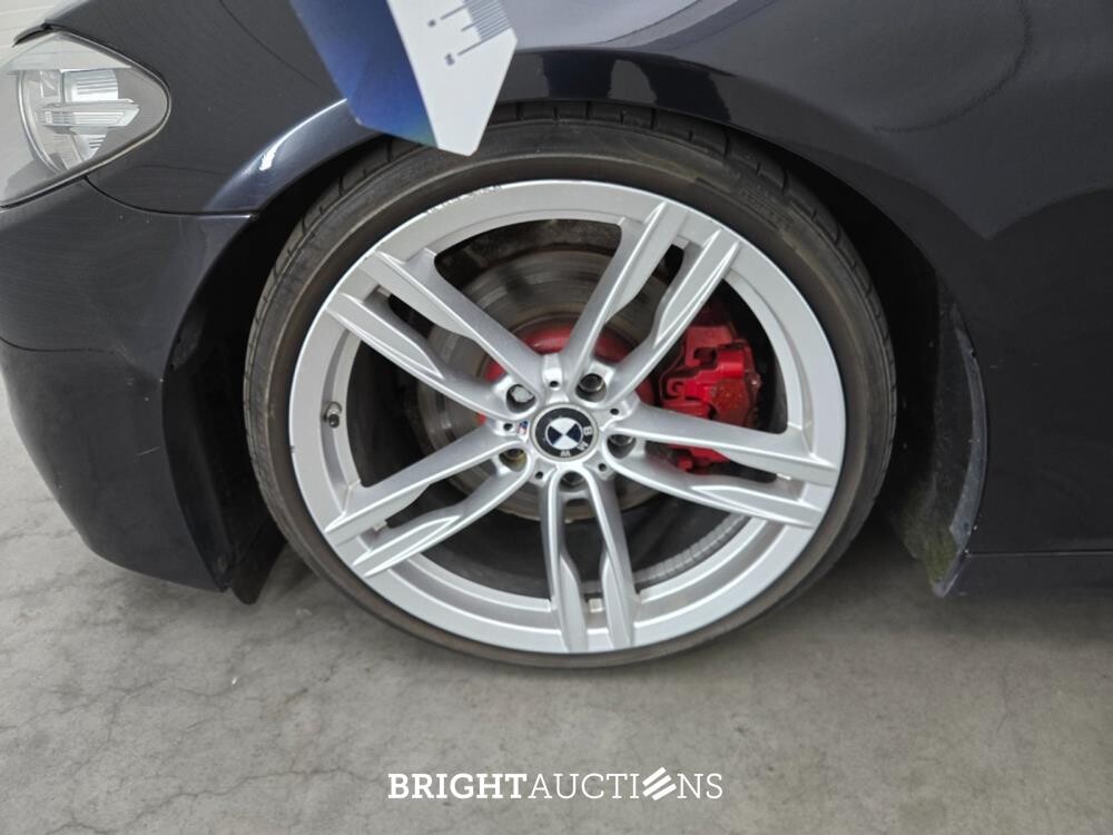 BMW 520i Executive 184pk 2014 (Origineel-NL) 5-Serie, 9-XDD-32