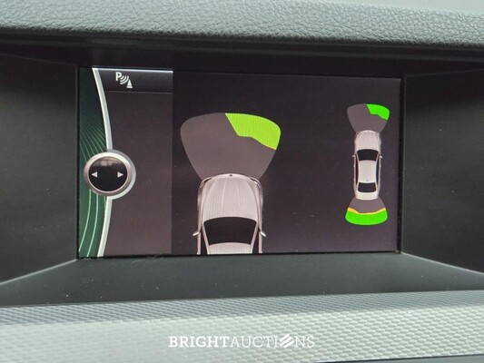 BMW 520i Executive 184pk 2014 (Origineel-NL) 5-Serie, 9-XDD-32