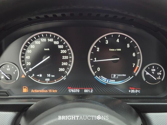 BMW 520i Executive 184pk 2014 (Origineel-NL) 5-Serie, 9-XDD-32
