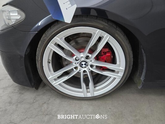 BMW 520i Executive 184pk 2014 (Origineel-NL) 5-Serie, 9-XDD-32