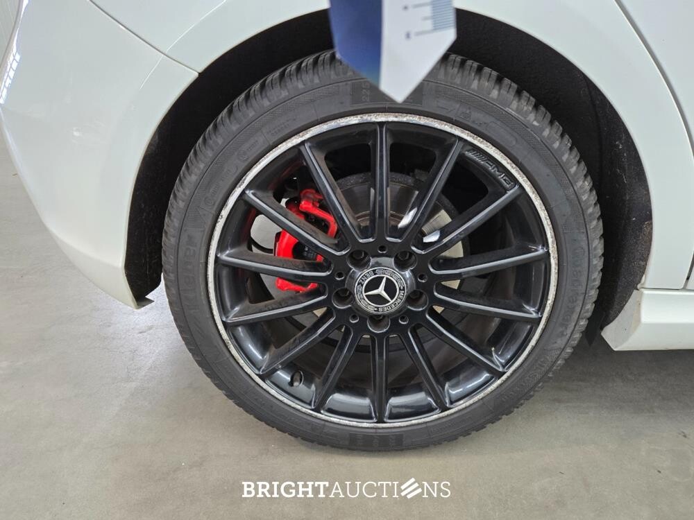 Mercedes-Benz A180 Ambition 122pk 2013 A-klasse, L-486-DL