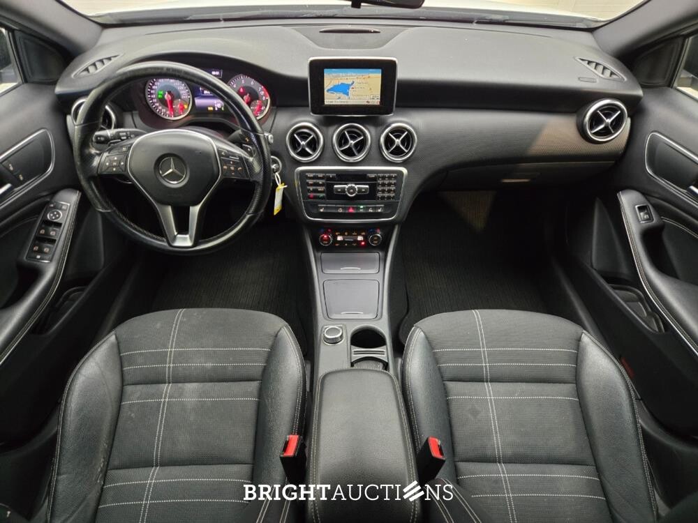 Mercedes-Benz A180 Ambition 122pk 2013 A-klasse, L-486-DL