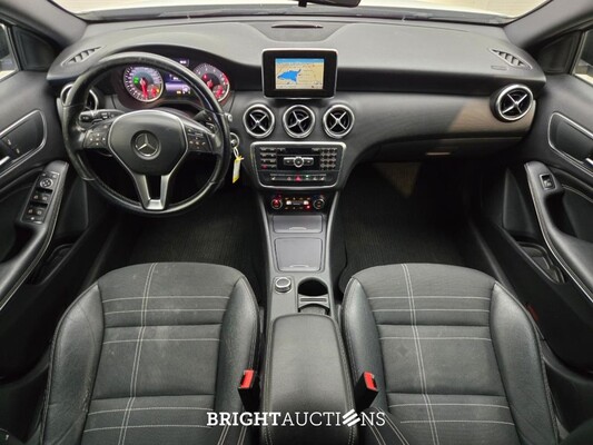 Mercedes-Benz A180 Ambition 122pk 2013 A-klasse, L-486-DL