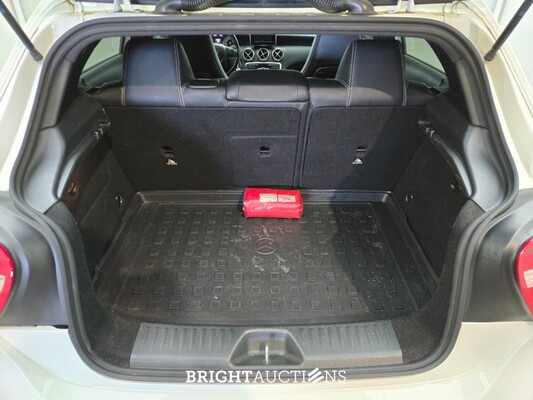 Mercedes-Benz A180 Ambition 122pk 2013 A-klasse, L-486-DL