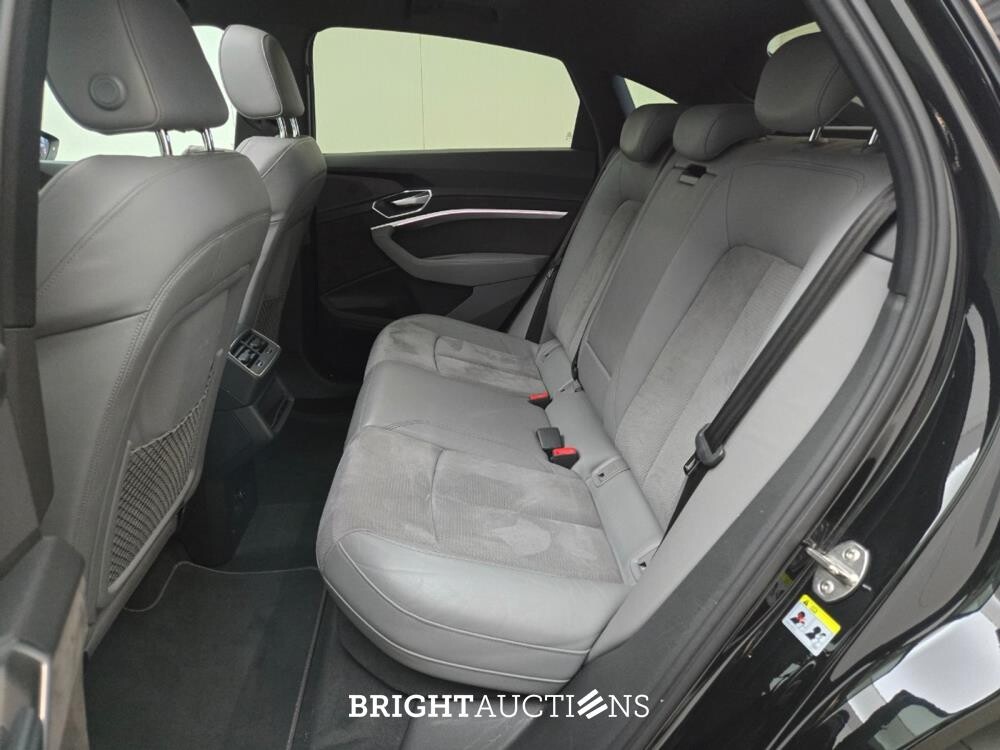 Audi e-tron Sportback 50 S edition Quattro 71 kWh 313pk 2021, GGS-51-V