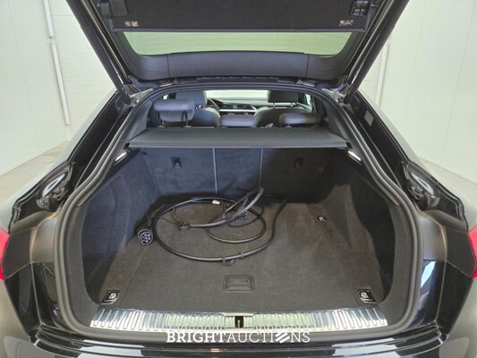 Audi e-tron Sportback 50 S edition Quattro 71 kWh 313pk 2021, GGS-51-V