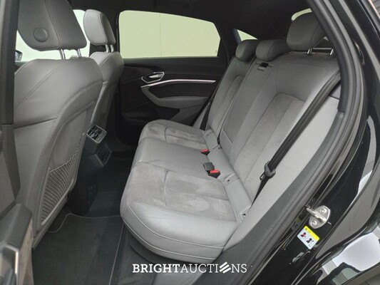 Audi e-tron Sportback 50 S edition Quattro 71 kWh 313pk 2021, GGS-51-V