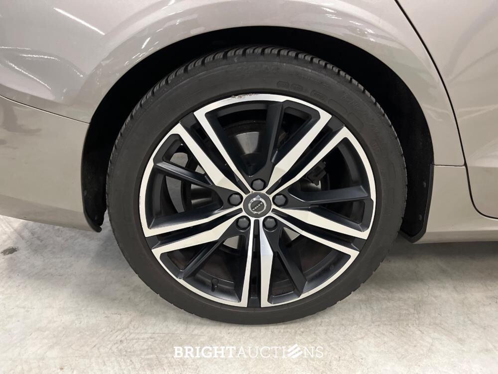 Volvo V60 T8 Recharge R-Design 2.0 AWD 405pk 2021 (Origineel-NL), K-183-JP