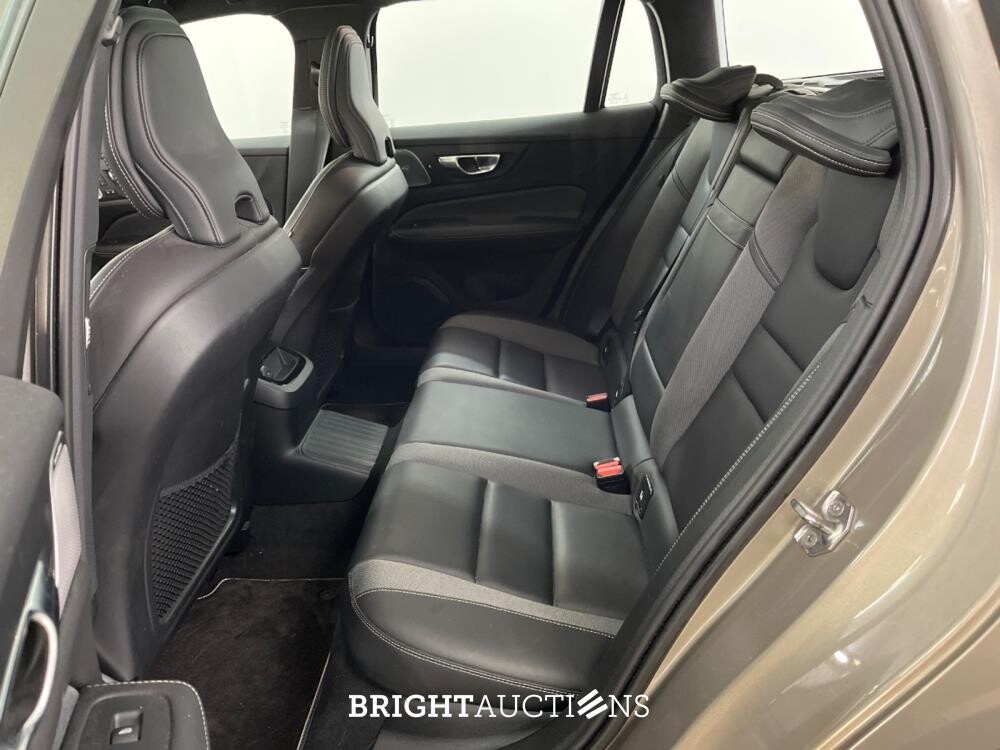 Volvo V60 T8 Recharge R-Design 2.0 AWD 405pk 2021 (Origineel-NL), K-183-JP