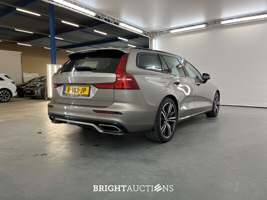 Volvo V60 T8 Recharge R-Design 2.0 AWD 405pk 2021 (Origineel-NL), K-183-JP