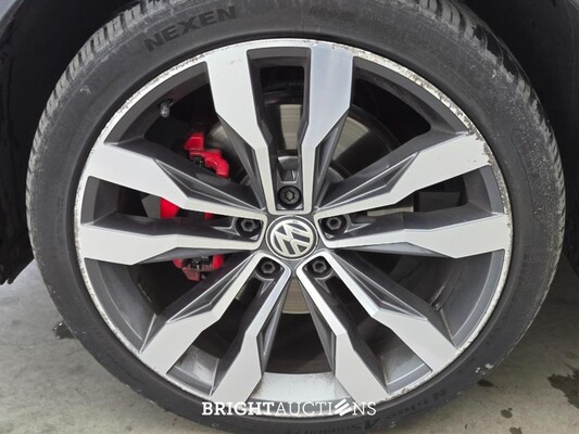 Volkswagen T-Roc 4Motion Sport 2.0 TSI 190pk 2019, T-682-RB