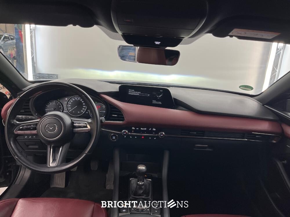 Mazda 3 e-SkyActiv-X M Hybrid Luxury 2.0 SkyActiv 186pk 2023 (Origineel-NL), S-027-BX