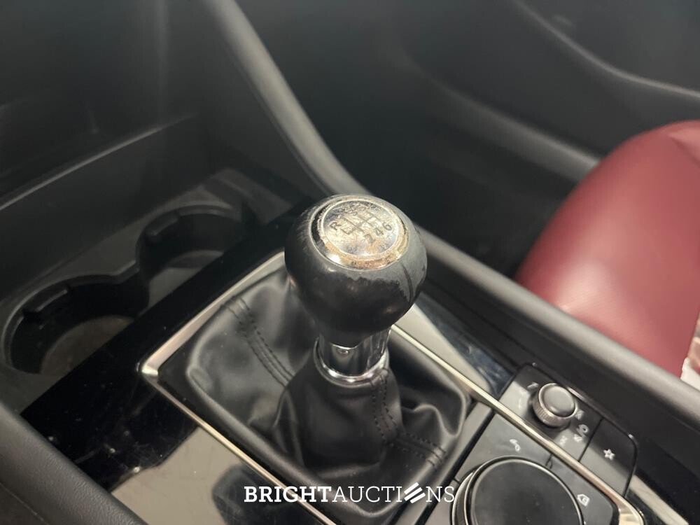 Mazda 3 e-SkyActiv-X M Hybrid Luxury 2.0 SkyActiv 186pk 2023 (Origineel-NL), S-027-BX