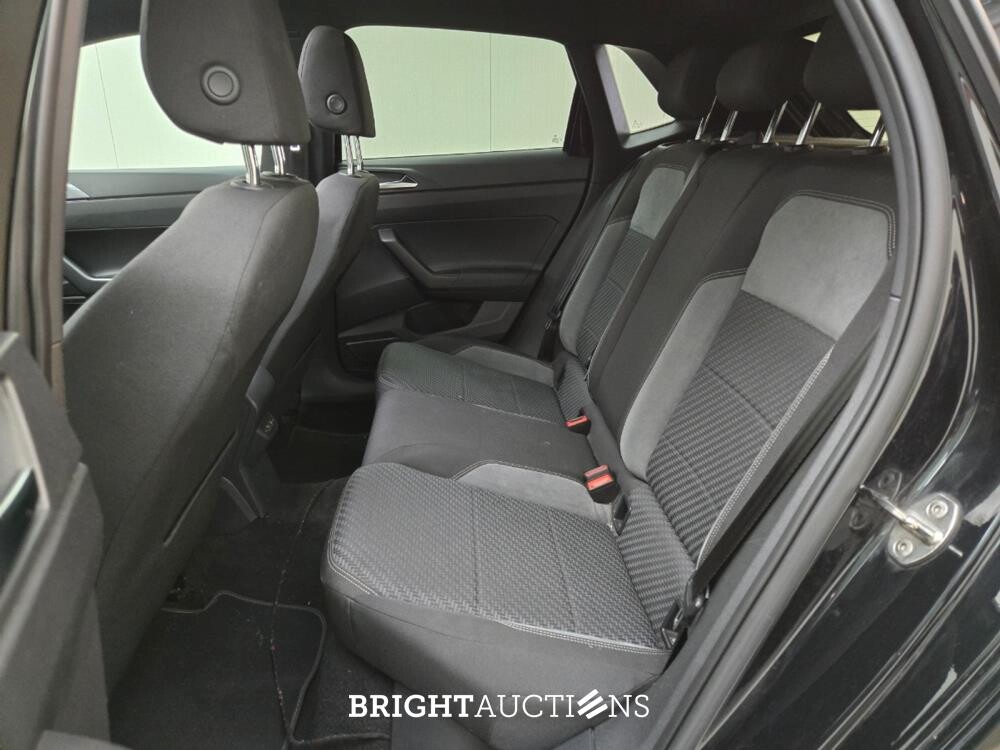 Volkswagen Polo Highline Business R 1.0 TSI 95pk 2020 (Origineel-NL), J-633-FX