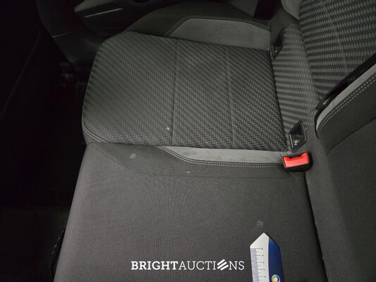 Volkswagen Polo Highline Business R 1.0 TSI 95pk 2020 (Origineel-NL), J-633-FX