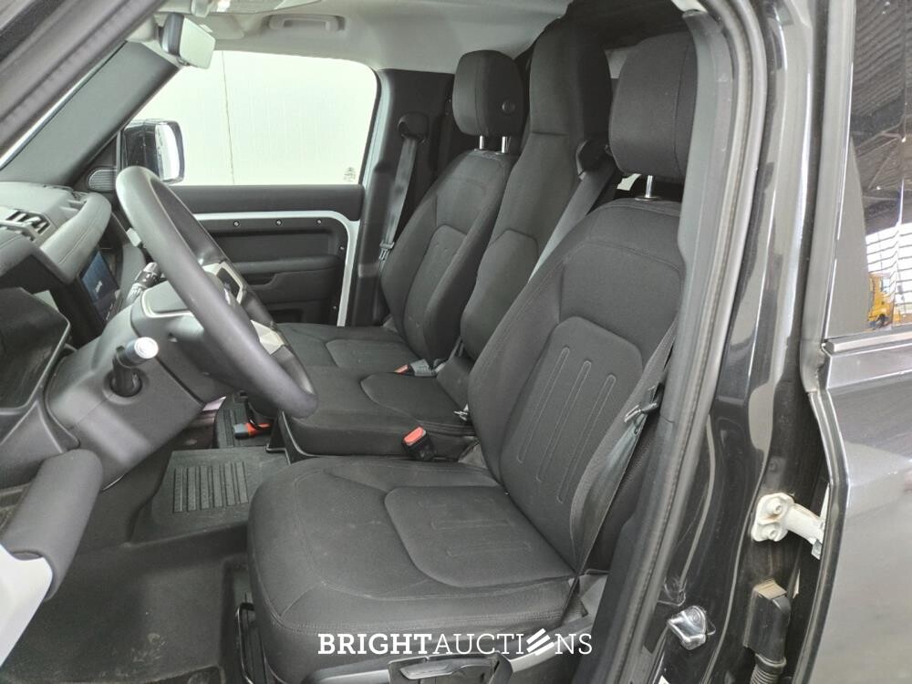 Land Rover Defender D200 110 MHEV 3.0 200pk 2021 (Origineel-NL), VKJ-71-S