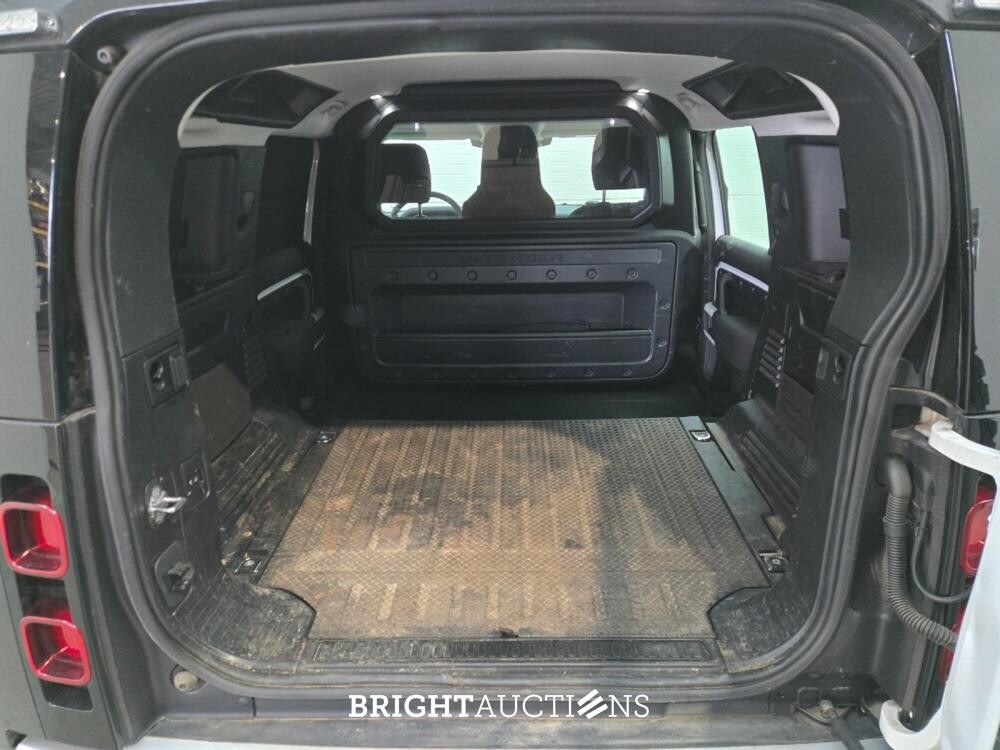 Land Rover Defender D200 110 MHEV 3.0 200pk 2021 (Origineel-NL), VKJ-71-S