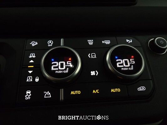 Land Rover Defender D200 110 MHEV 3.0 200pk 2021 (Origineel-NL), VKJ-71-S