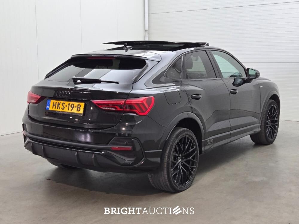 Audi Q3 Sportback 45 e Business Edition TFSI 266pk 2021, HKS-19-B