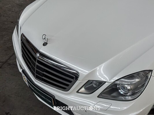 NO RESERVE: Mercedes-Benz E63 AMG 6.2 V8 -CARBON- 525pk 2010 (Origineel-NL) E-Klasse, 47-LKB-6
 