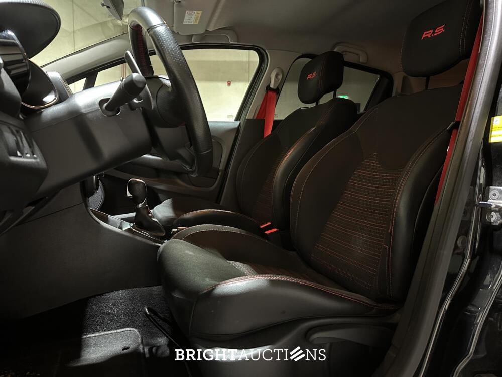 Renault Clio 1.6 R.S. Trophy 220pk 2015, K-787-PD
