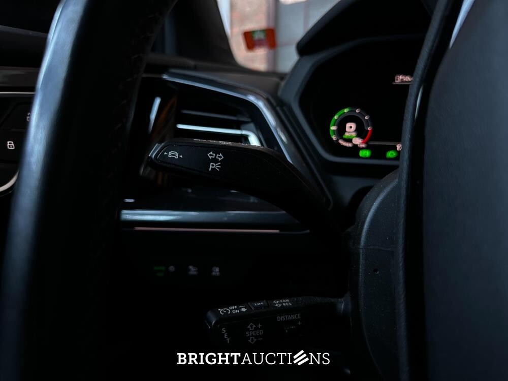 Audi Q4 e-tron 50 quattro Launch edition S Competition 77 kWh 299pk 2022 (Origineel-NL+1e eigenaar), P-122-GB 