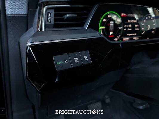 Audi e-tron 50 quattro edition 71 kWh 313pk 2020 (Origineel-NL+1e eigenaar), K-399-HL