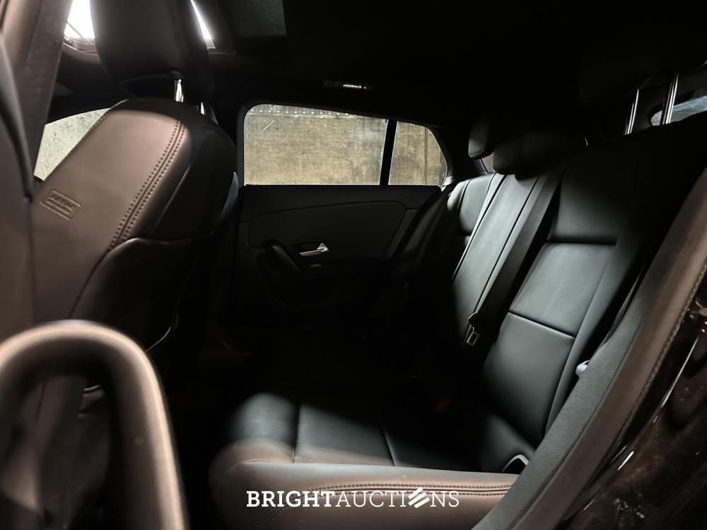 Mercedes-Benz CLA 200 Shooting Brake Business Solution CLA-klasse 163pk 2021 (Origineel-NL+1e eigenaar), K-870-ZK