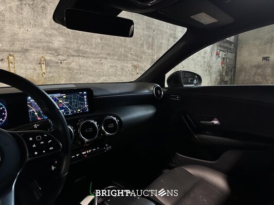 Mercedes-Benz CLA 200 Shooting Brake Business Solution CLA-klasse 163pk 2021 (Origineel-NL+1e eigenaar), K-870-ZK