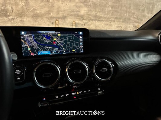 Mercedes-Benz CLA 200 Shooting Brake Business Solution CLA-klasse 163pk 2021 (Origineel-NL+1e eigenaar), K-870-ZK