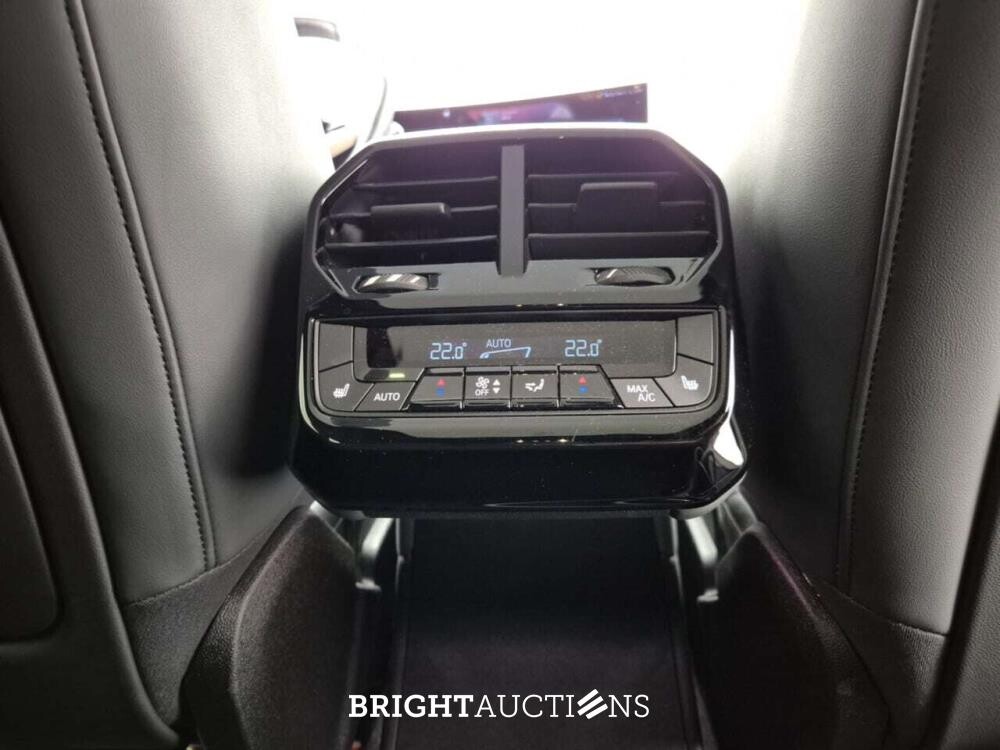 BMW iX xDrive40 272pk 2023, 2DHA020