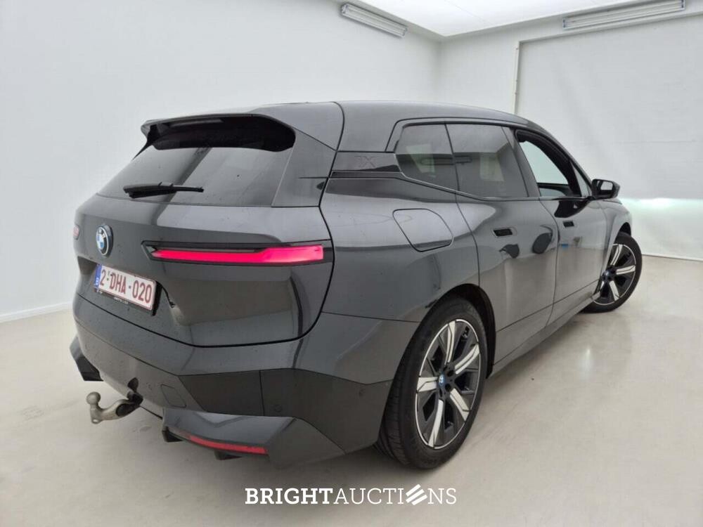 BMW iX xDrive40 272pk 2023, 2DHA020