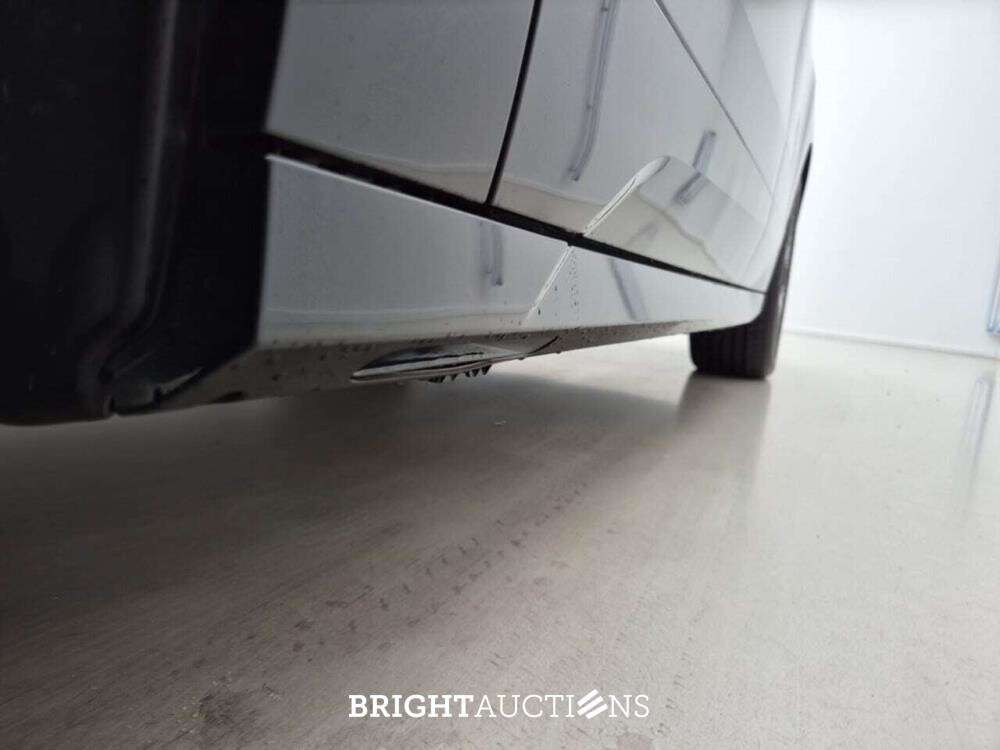 BMW iX xDrive40 272pk 2023, 2DHA020