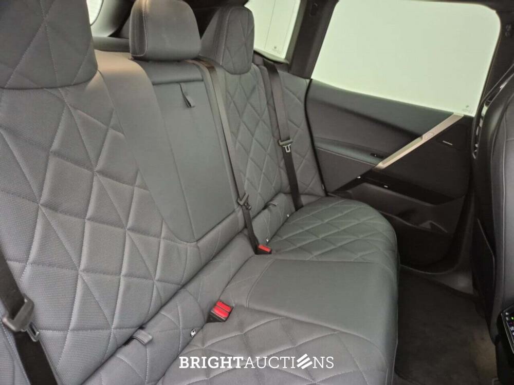 BMW iX xDrive40 272pk 2023, 2DHA020
