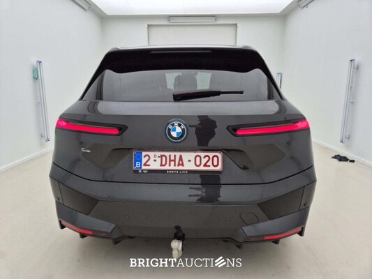 BMW iX xDrive40 272pk 2023, 2DHA020