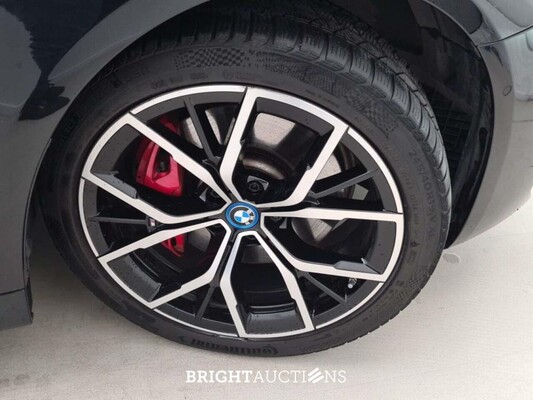 BMW 530e Touring M Sport 184pk 2023 5-Serie, 2DQH529