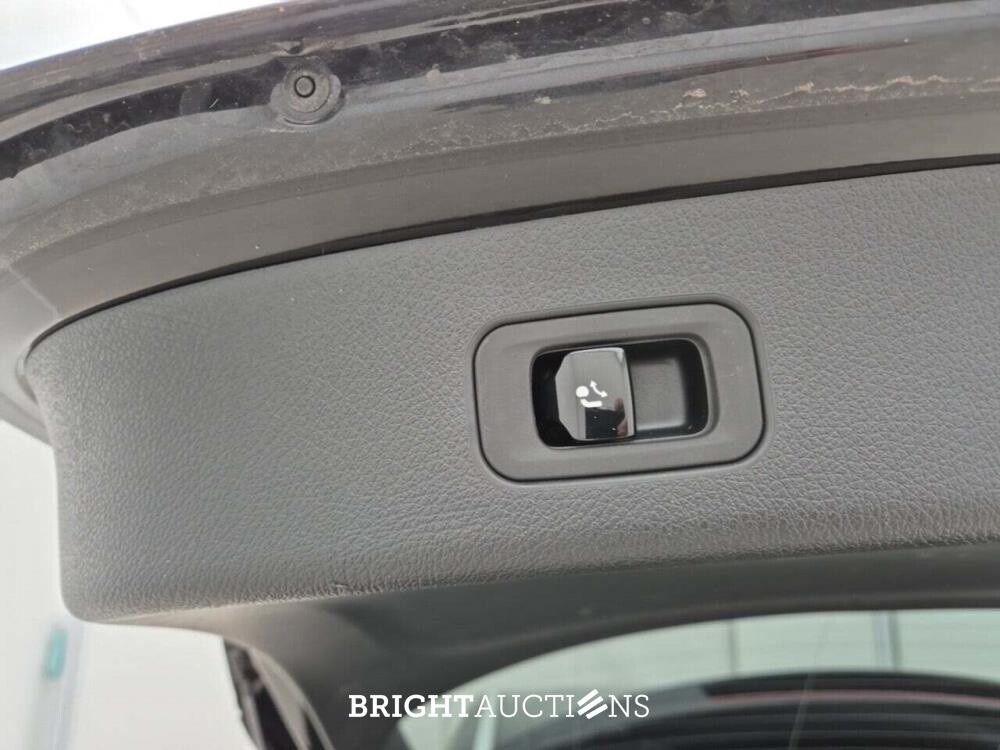 Mercedes-Benz Benz GLC 300D ED. AMG Line 4MATIC 269pk 2025, EM92825