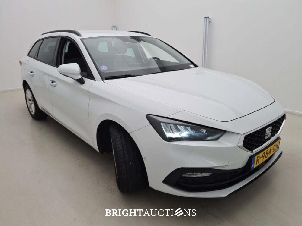 SEAT Leon ST Business Intense 1.0 TSI 110pk 2022 (Origineel-NL), R-984-DH