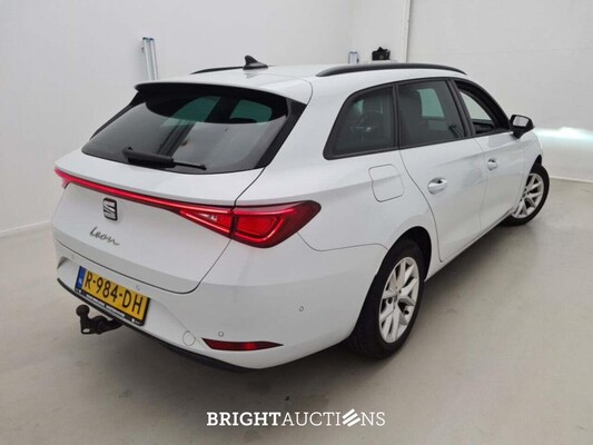SEAT Leon ST Business Intense 1.0 TSI 110pk 2022 (Origineel-NL), R-984-DH