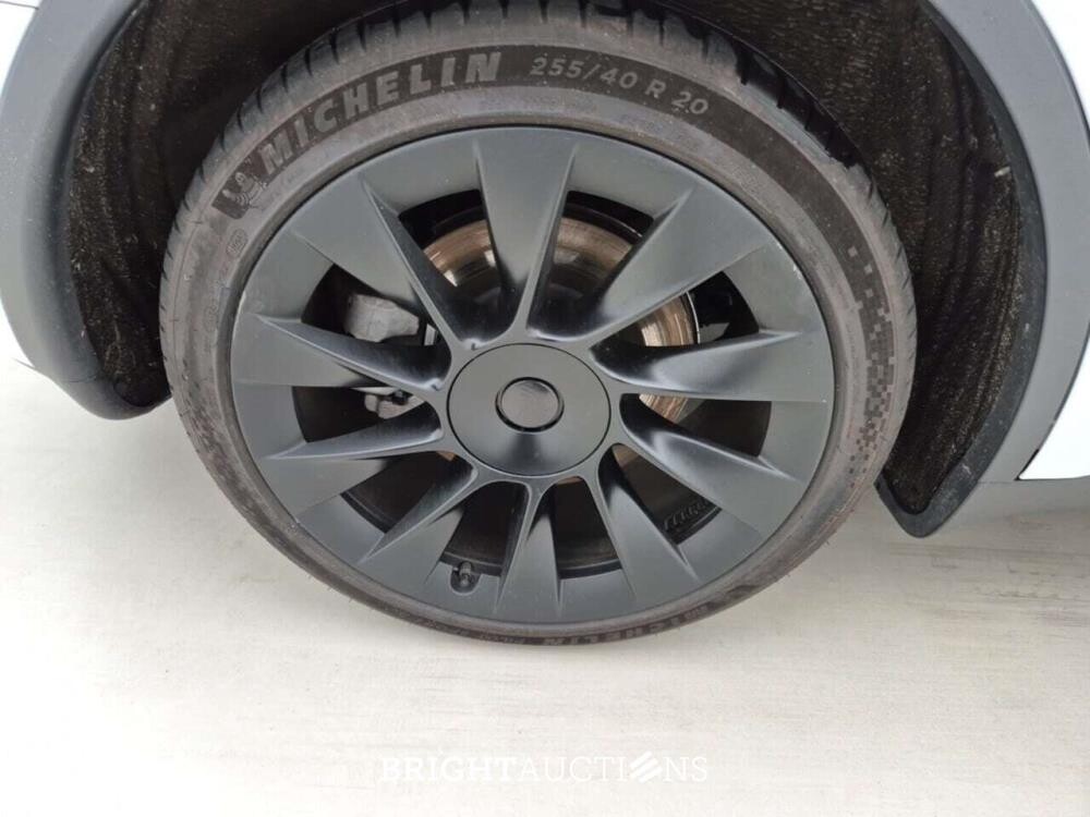 Tesla Model Y Long Range AWD 75 kWh 351pk 2023 (Origineel-NL), T-610-DJ