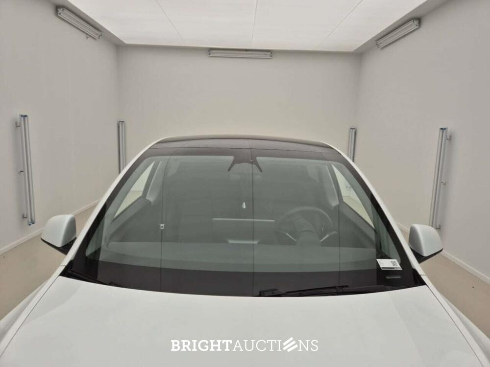 Tesla Model Y Long Range AWD 75 kWh 351pk 2023 (Origineel-NL), T-610-DJ