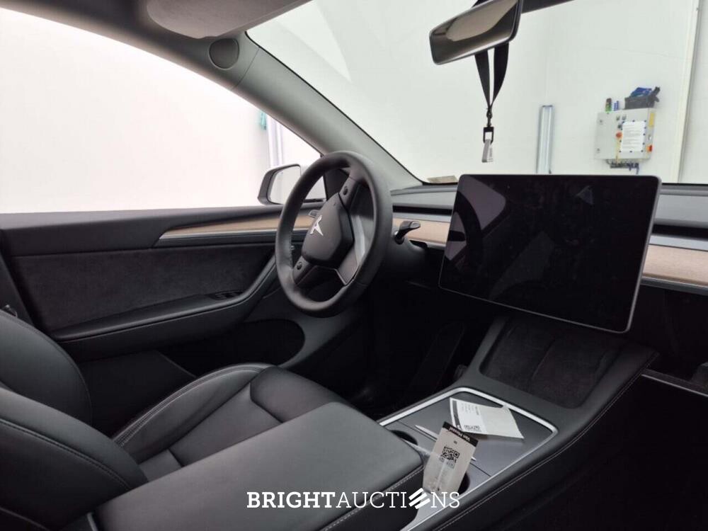 Tesla Model Y Long Range AWD 75 kWh 351pk 2023 (Origineel-NL), T-610-DJ