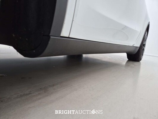 Tesla Model Y Long Range AWD 75 kWh 351pk 2023 (Origineel-NL), T-610-DJ