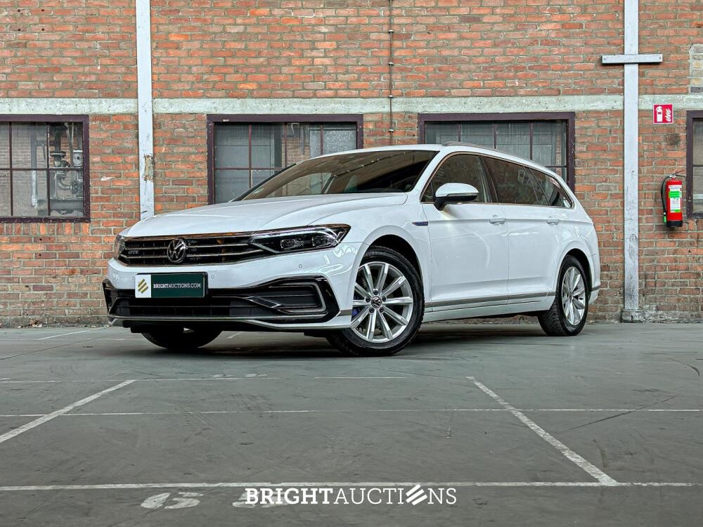 Volkswagen Passat Variant 1.4 TSI PHEV GTE Business 156hp 2021 (Original-NL+1Erstbesitzer), K-814-XG