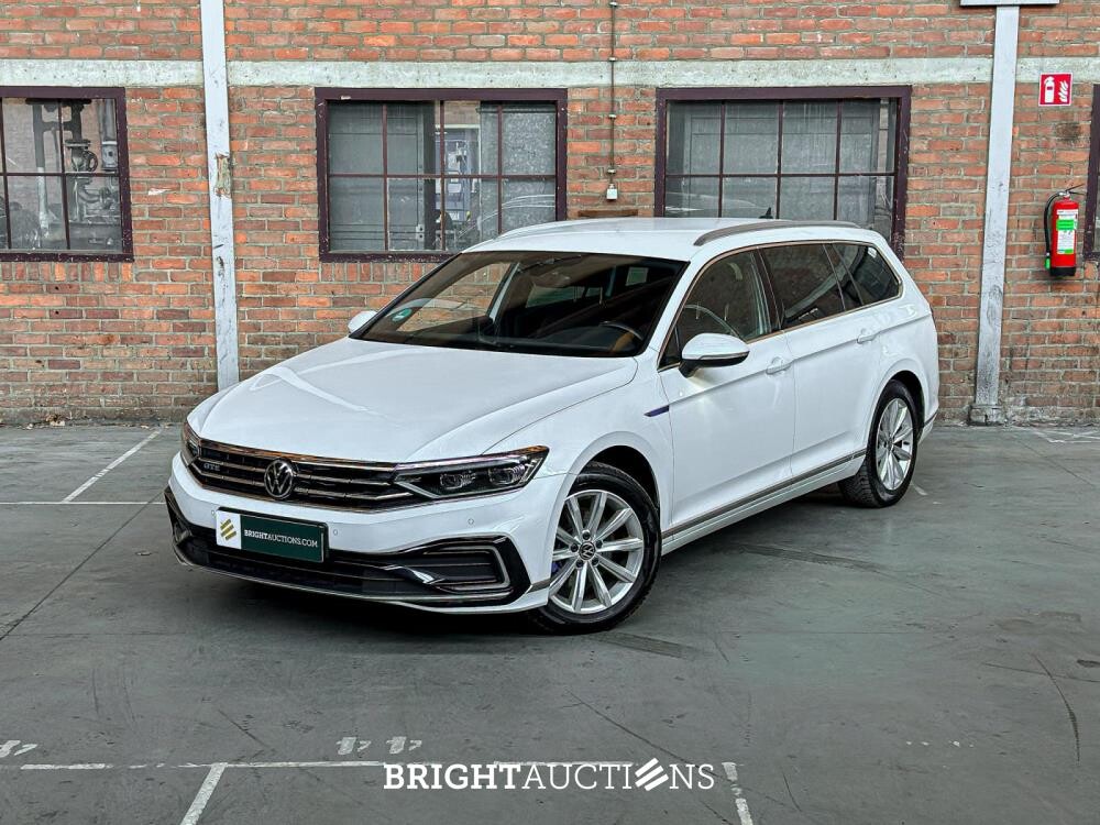 Volkswagen Passat Variant 1.4 TSI PHEV GTE Business 156pk 2021 (Origineel-NL+1e eigenaar), K-814-XG