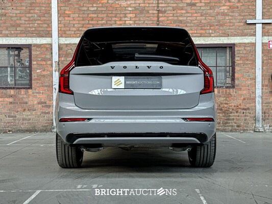 Volvo XC90 T8 AWD Plus Dark 457pk 2025 7-Persoons (1.100 KM) Fabrieksgarantie